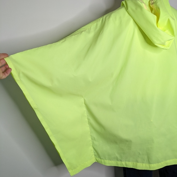 Lilly Pulitzer neon yellow hooded poncho windbreaker rain jacket L/XL - Picture 7 of 11
